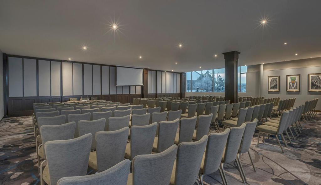 Clayton Hotel, Leeds Лидс Экстерьер фото